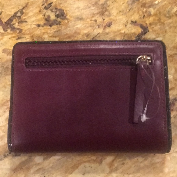 Kate Spade Wallet - Picture 2 of 8